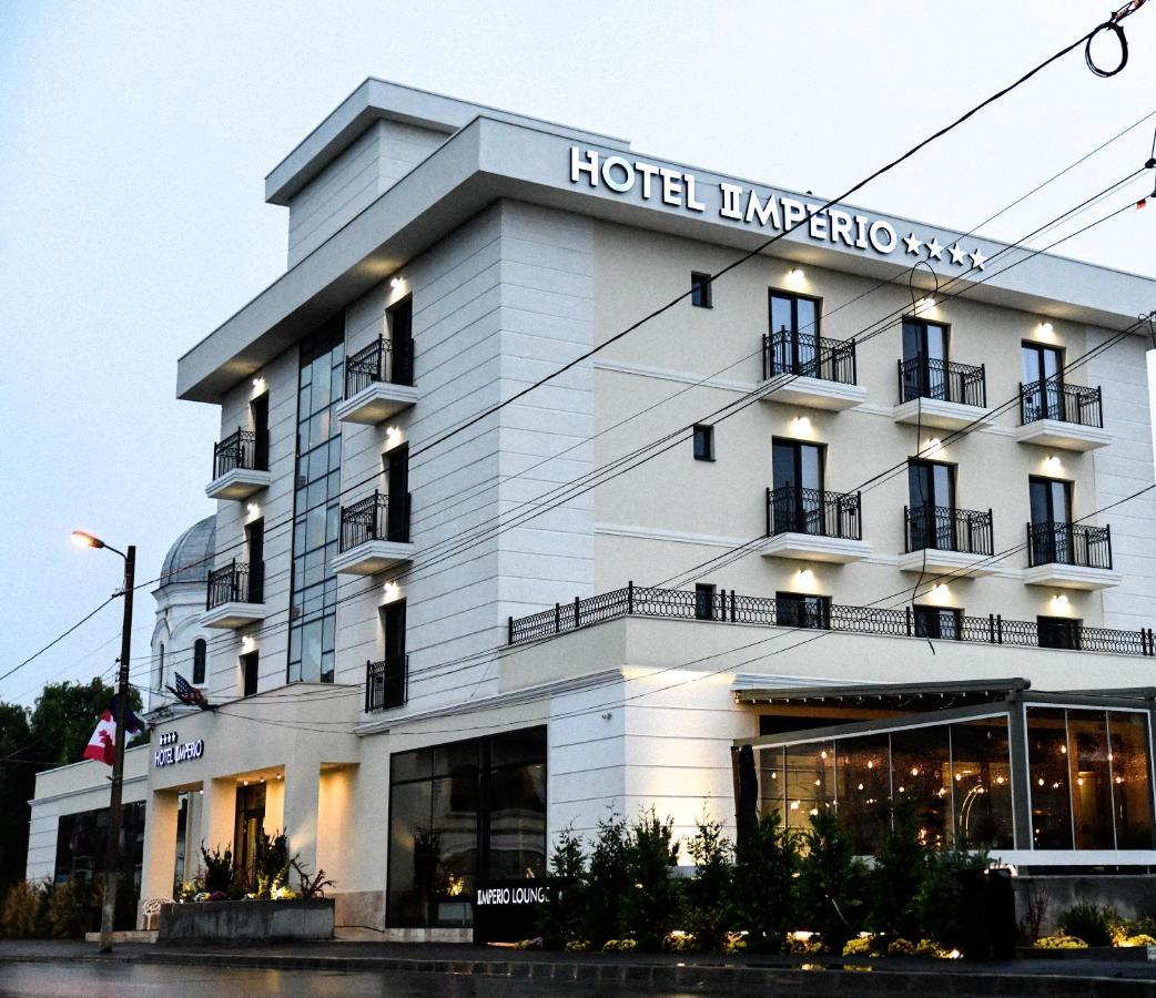 Imperio Hotel Cernavoda ภายนอก รูปภาพ